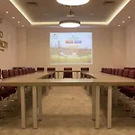 Green City Hotel