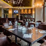 Green City Hotel