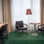 Green City Hotel