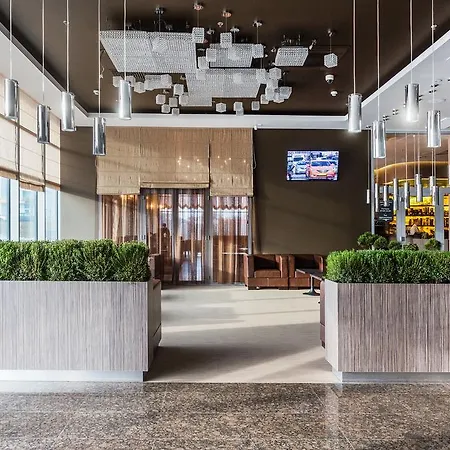Green City Hotel