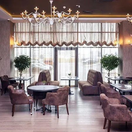 Green City Hotel Hotel 3*