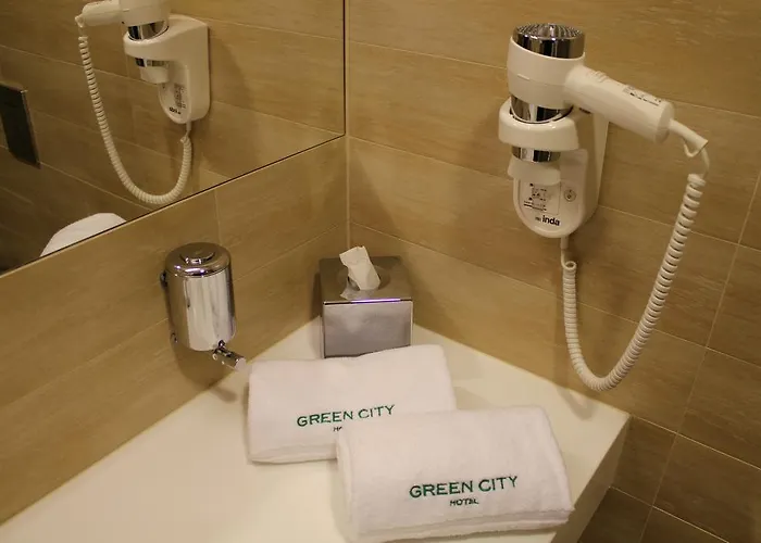 Hotel Green City Hotel 3*