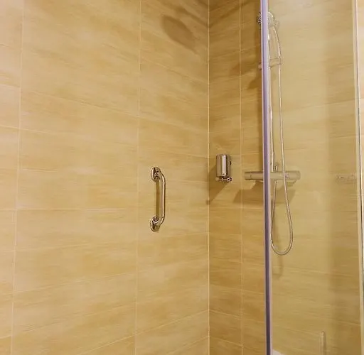 Green City Hotel Hotel