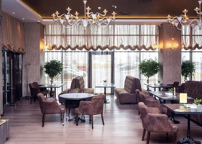 Green City Hotel Hotel 3*